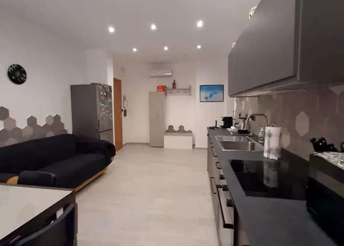 דירה Titti's House 2 Con Pargheggio Gratis In Garage Custodito O Libero In Strada